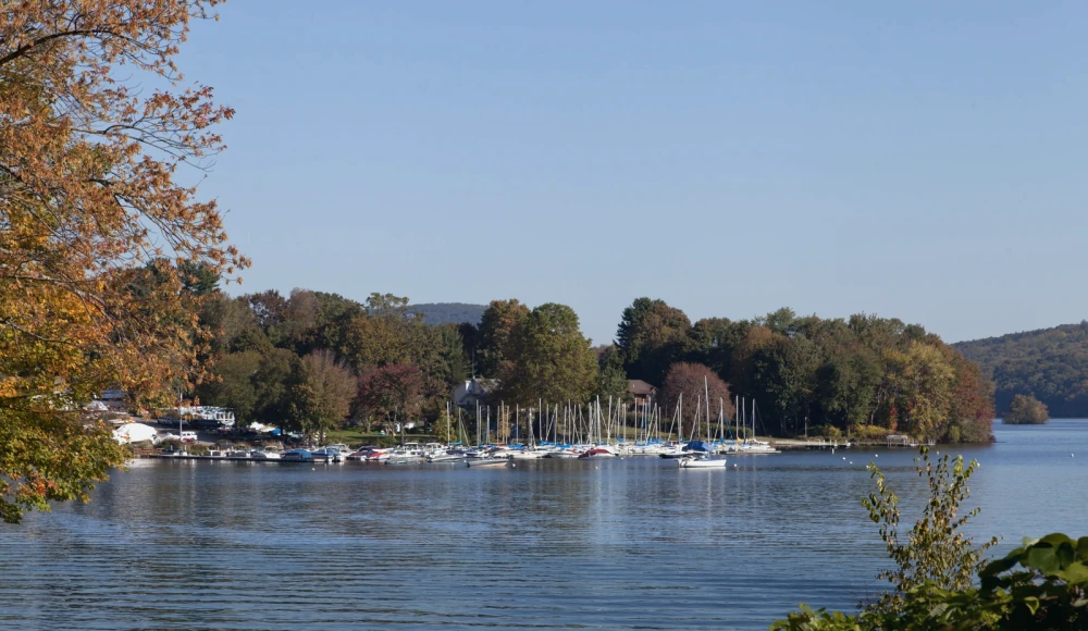 Legal Documents for Selling Land in Connecticut closing checklist